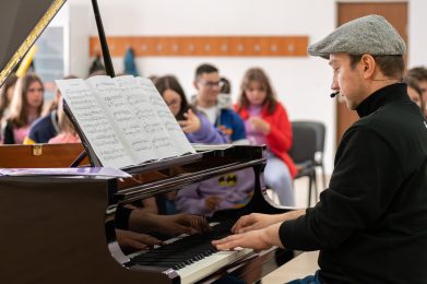 Concerte și ateliere de muzică pentru copii